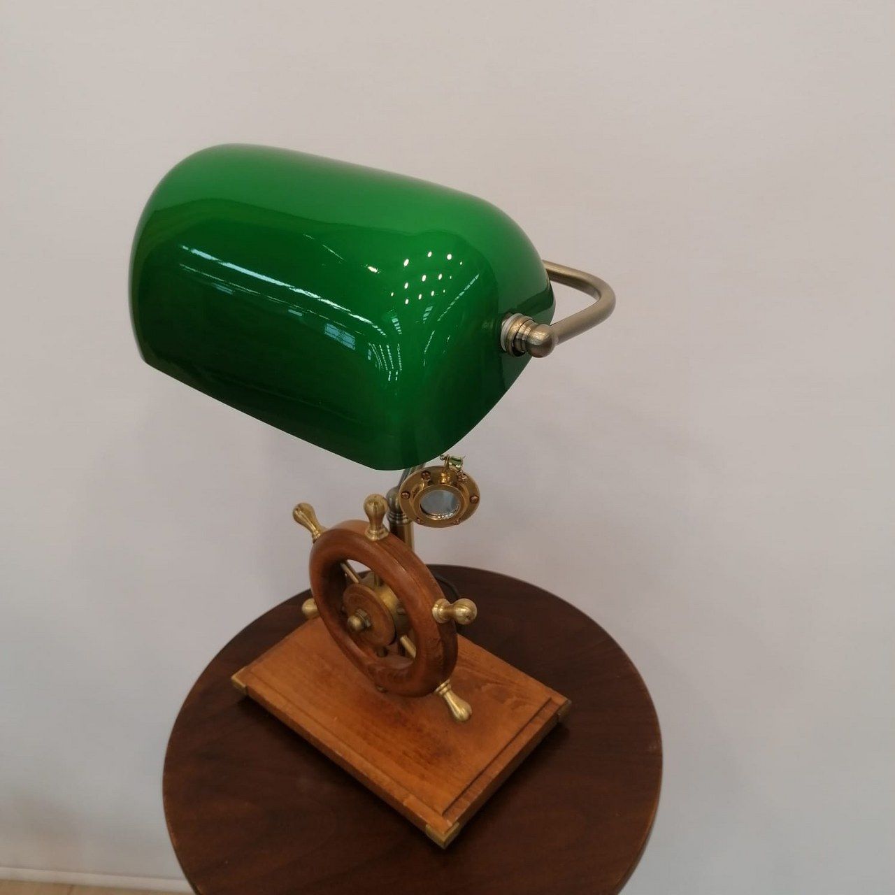 Vintage Banker Lamp (Green Color)