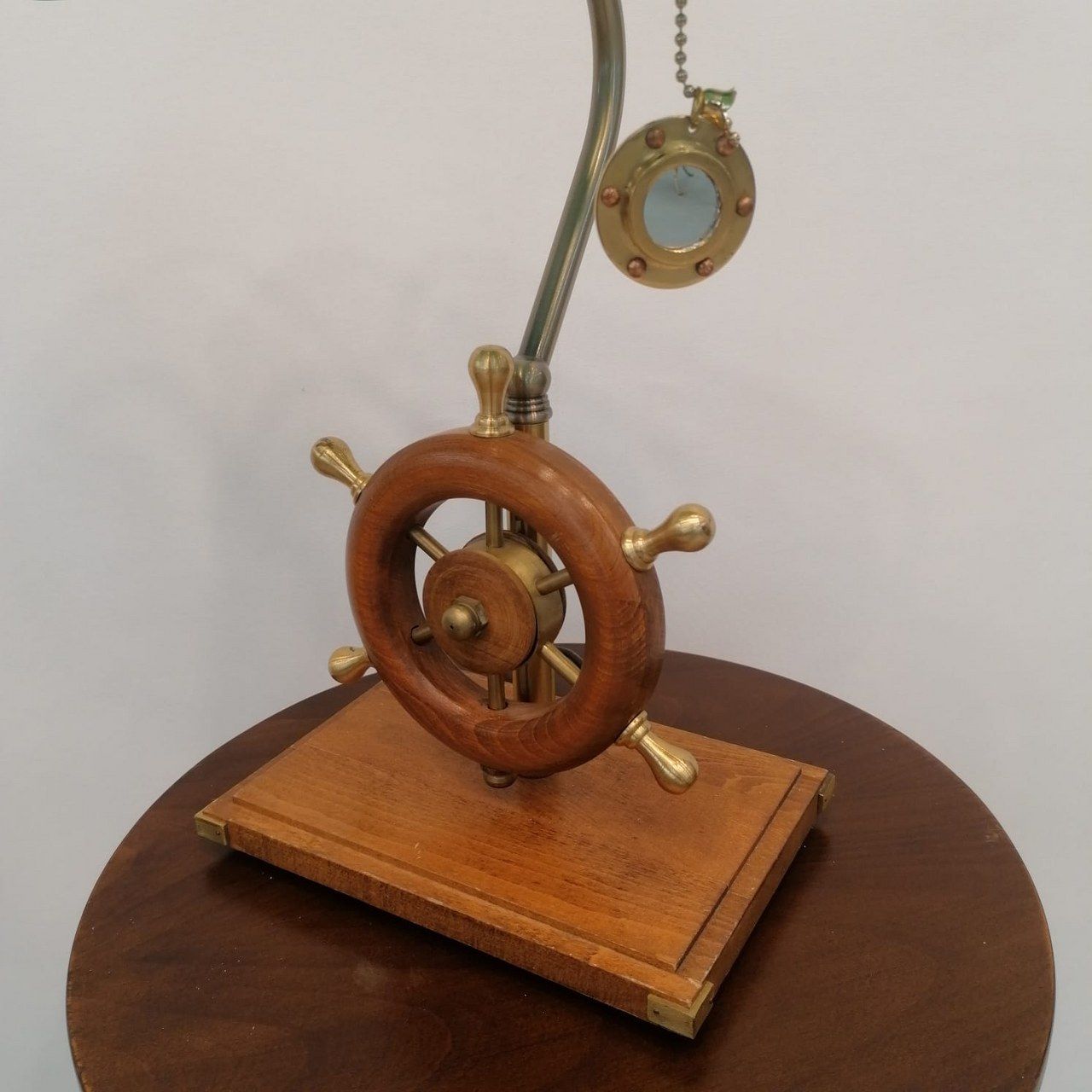 Vintage Banker Lamp (Green Color)