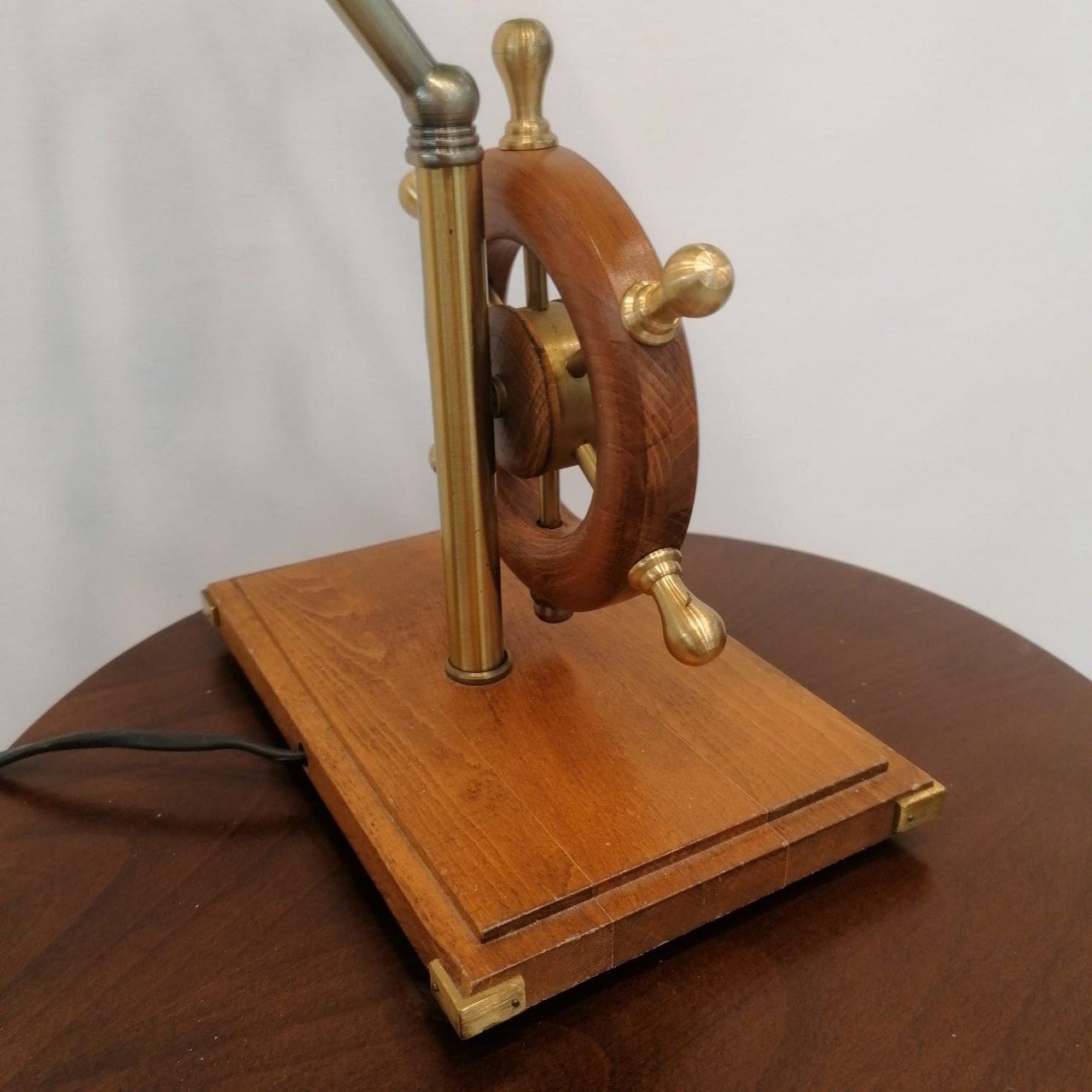 Vintage Banker Lamp (Green Color)