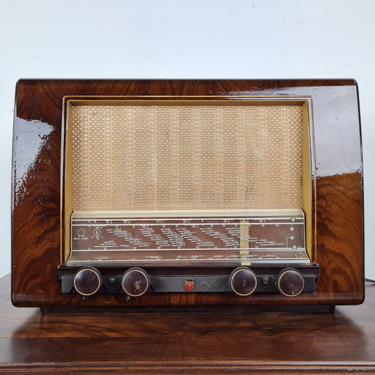 Antique Philips Radio