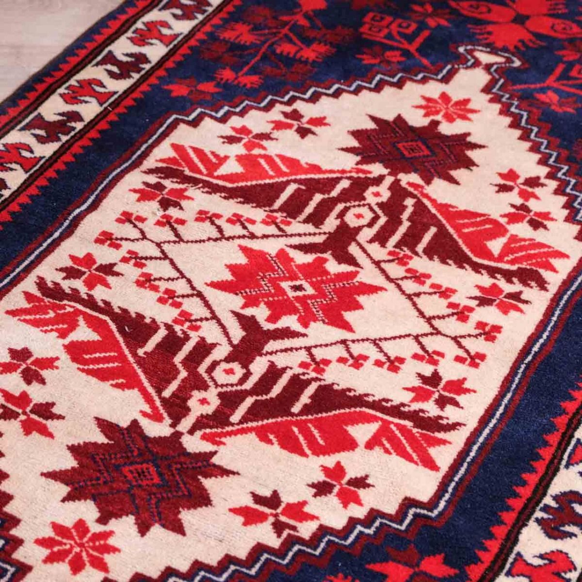 Hand Woven Carpet,Retro Rug,Vintage Carpet,Red Color Vintage Rug,Wool Carpet